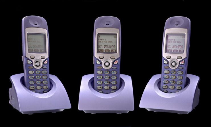 telefonok, régi, illusztráció, pixabay, ds30 képe