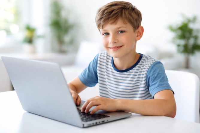 gyermekek veszélyben, illusztráció, a kép tulajdonosa bognár géza