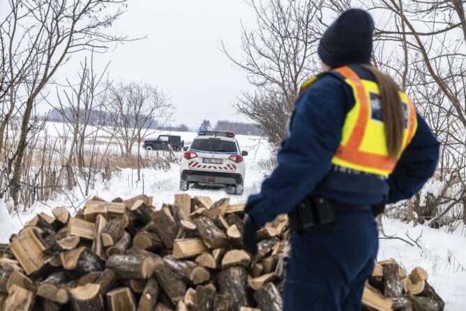 lajosmizse, havazas, segitseg. police.hu3