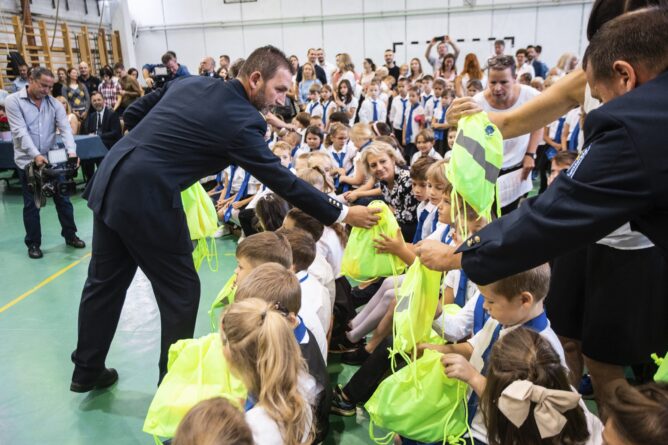 rendőreink jó tanácsai, police.hu.jpg2