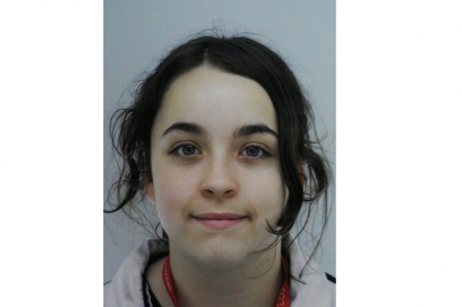 11.24.dinnyés lara Éva