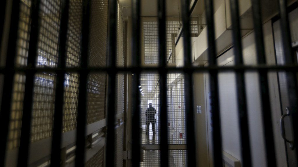 Börtönőrök vertek halálra egy rabot – Csak erős idegzetűeknek