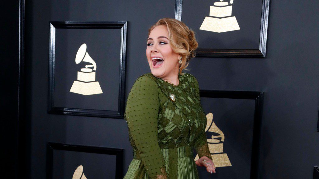 Tarolt Adele a Grammy-díjátadón