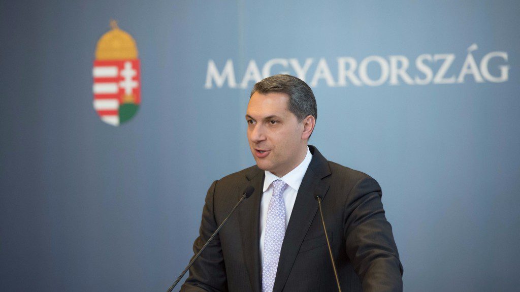 Magyarország áll az Európai Parlament vizsgálata elé