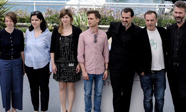 Felállva tapsolták a magyar sztárrendezőt és stábján Cannes-ben