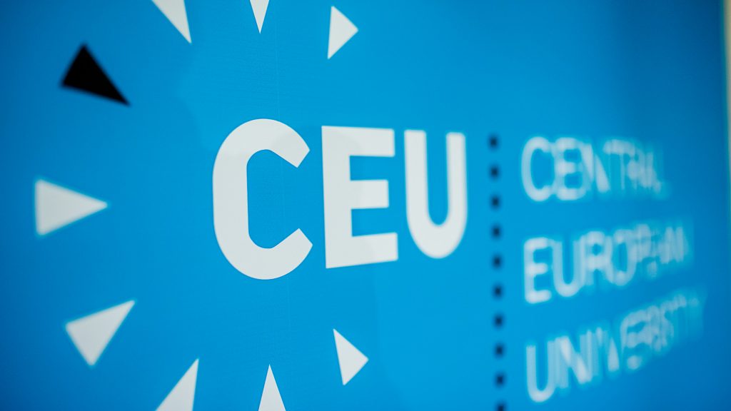 Nem hitelesítette a Momentum CEU-val kapcsolatos népszavazási kérdéseit az NVB