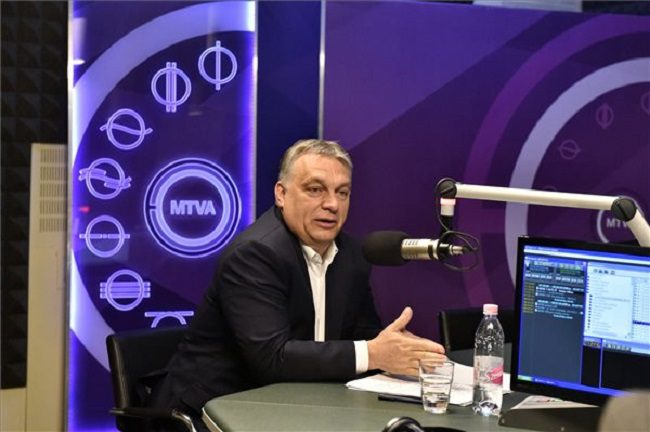 Orbán: elhibázott politika lenyomata az EP-határozat, valójában „Soros-jelentés” készül