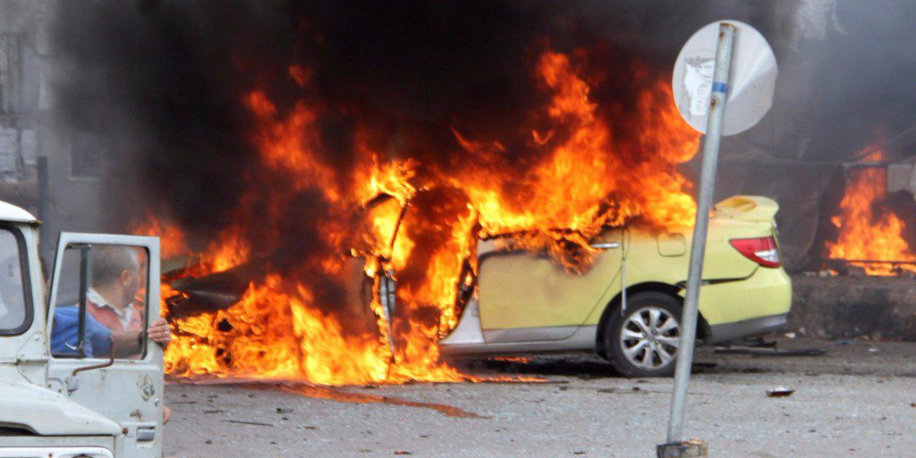 Autóbomba robbant egy szíriai piacon, többen meghaltak