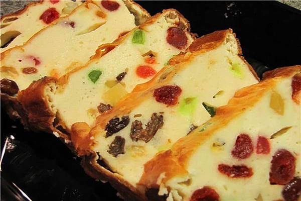 Ez lesz az idei nyár kedvence: sajt puding kandírozott gyümölccsel. Kóstoltad már?
