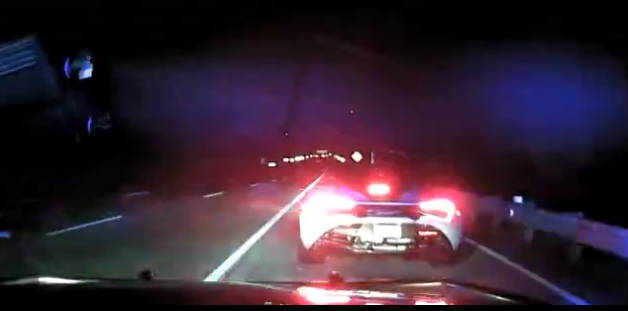 250-el száguldozott a részeg sofőr az autópályán, így kapták el a rendőrök! - VIDEÓ