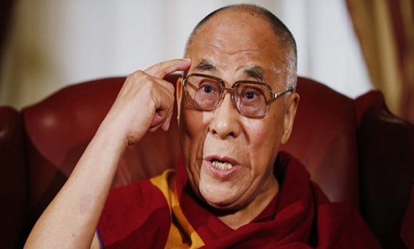 A Dalai láma megrendítő szavai a jelenkori társadalom agymosásáról