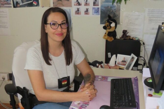 csáki eszter, r.zls, police.hu