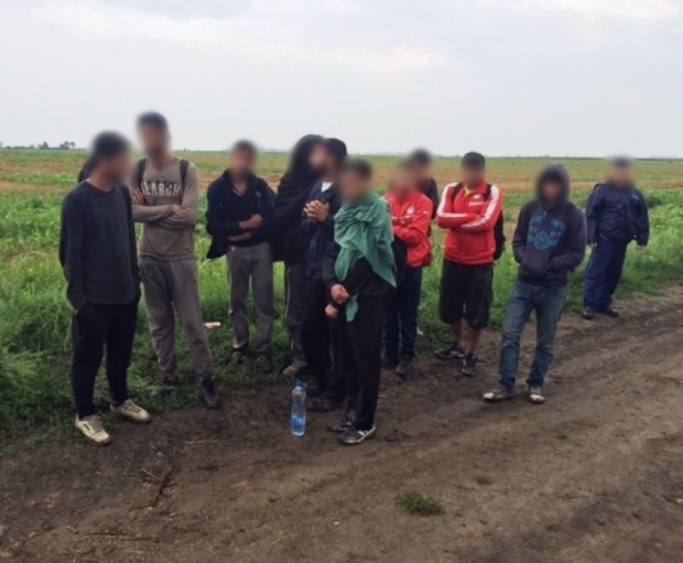 Fokozódik a migránshelyzet a magyar határnál, ez történt hajnalban