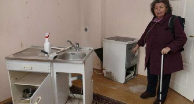 Migránsokon segített, szétverték a 70 éves néni lakását