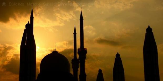 London elveszett: megszűnt 500 templom, megnyílt 423 mecset