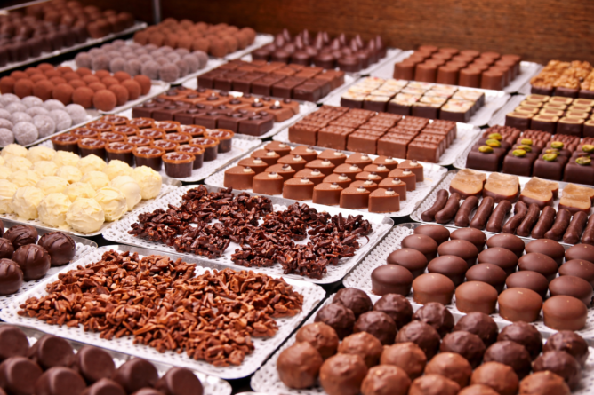 csokoládévarázs, illusztráció, a kép tulajdonosa bognár géza