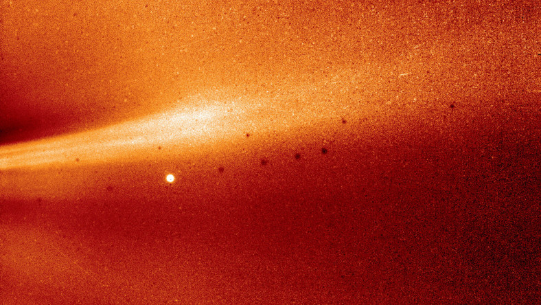 Ez az első felvétel 12 centis pajzsa mögül fotózta a Nap felszínét a NASA napszondája