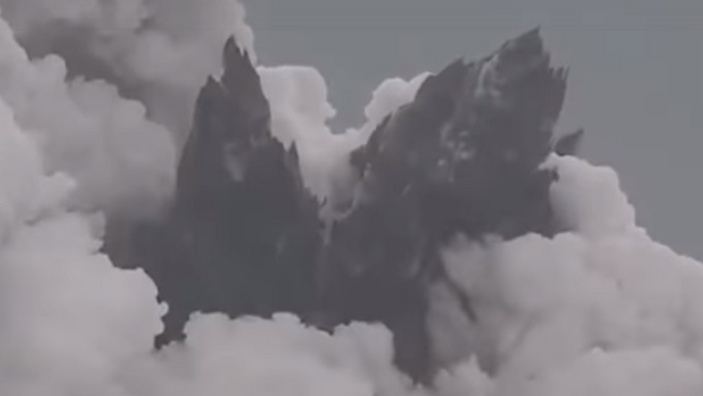 Folyamatosan fortyog Európa legnagyobb vulkánja, mutatjuk videón