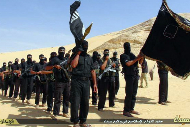 Az Iszlám Állam terroristái. A kép illusztráció. FORRÁS: YOUTUBE