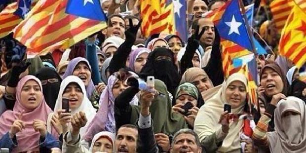 Már 1 millió 300 ezer muszlim él Spanyolországban!