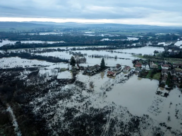 83e1857c131f492d94dc9dffb3572e34