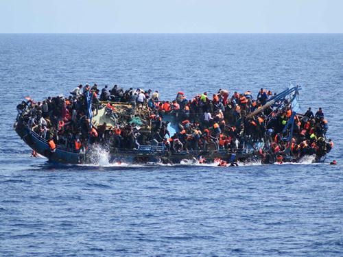 Illusztráció; Hajóbaleset Lampedusánál. Hirmagazin.eu