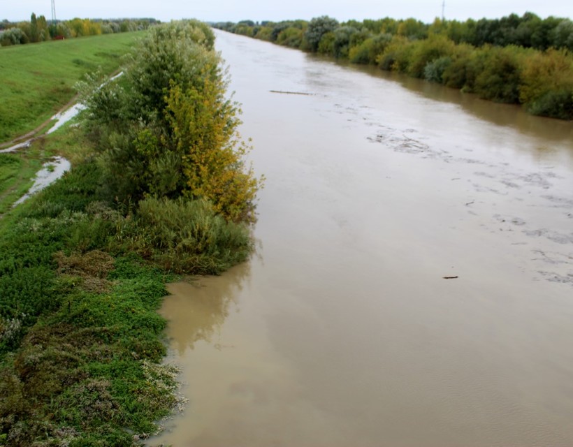 2020. október közepe: Továbbra is gondot okoznak a megáradt folyók. Hirmagazin.eu