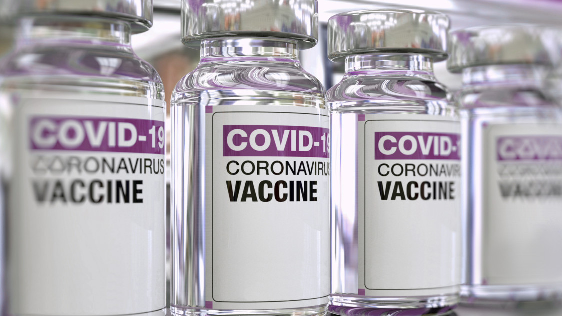 Dániában is meghalt egy ember, leállították az oltást az AstraZeneca vakcinájával