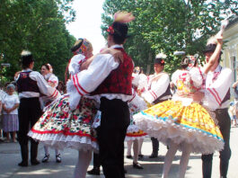 voivodina hungarians national costume and dance 6