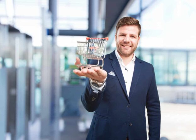 A ranglétra tetejére: a bolti eladó karrierútja az üzletvezetésig