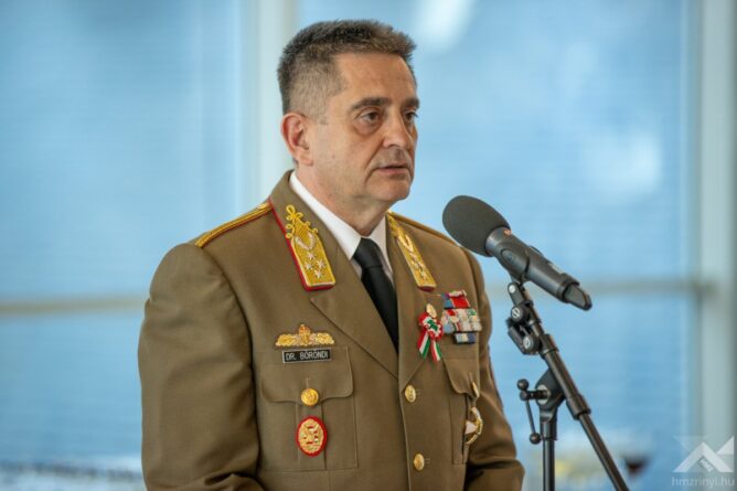 69b4094420869932415589